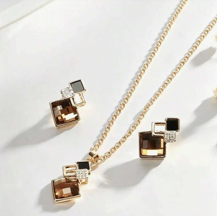The Champagne Crystal Pendant Set